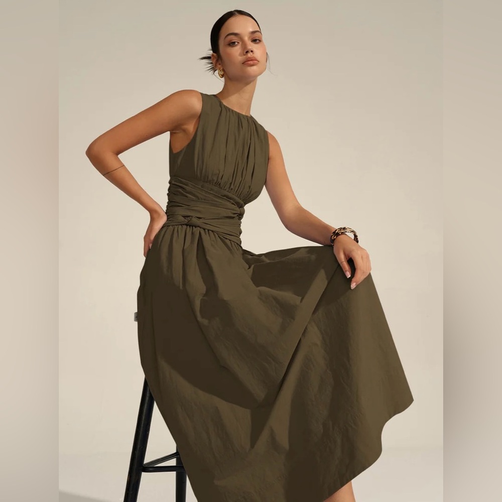 Olive Sleeveless Dress With Front Detail